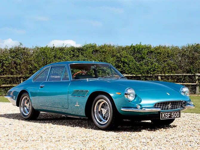 Classic Ferrari 500 Superfast sells immediately