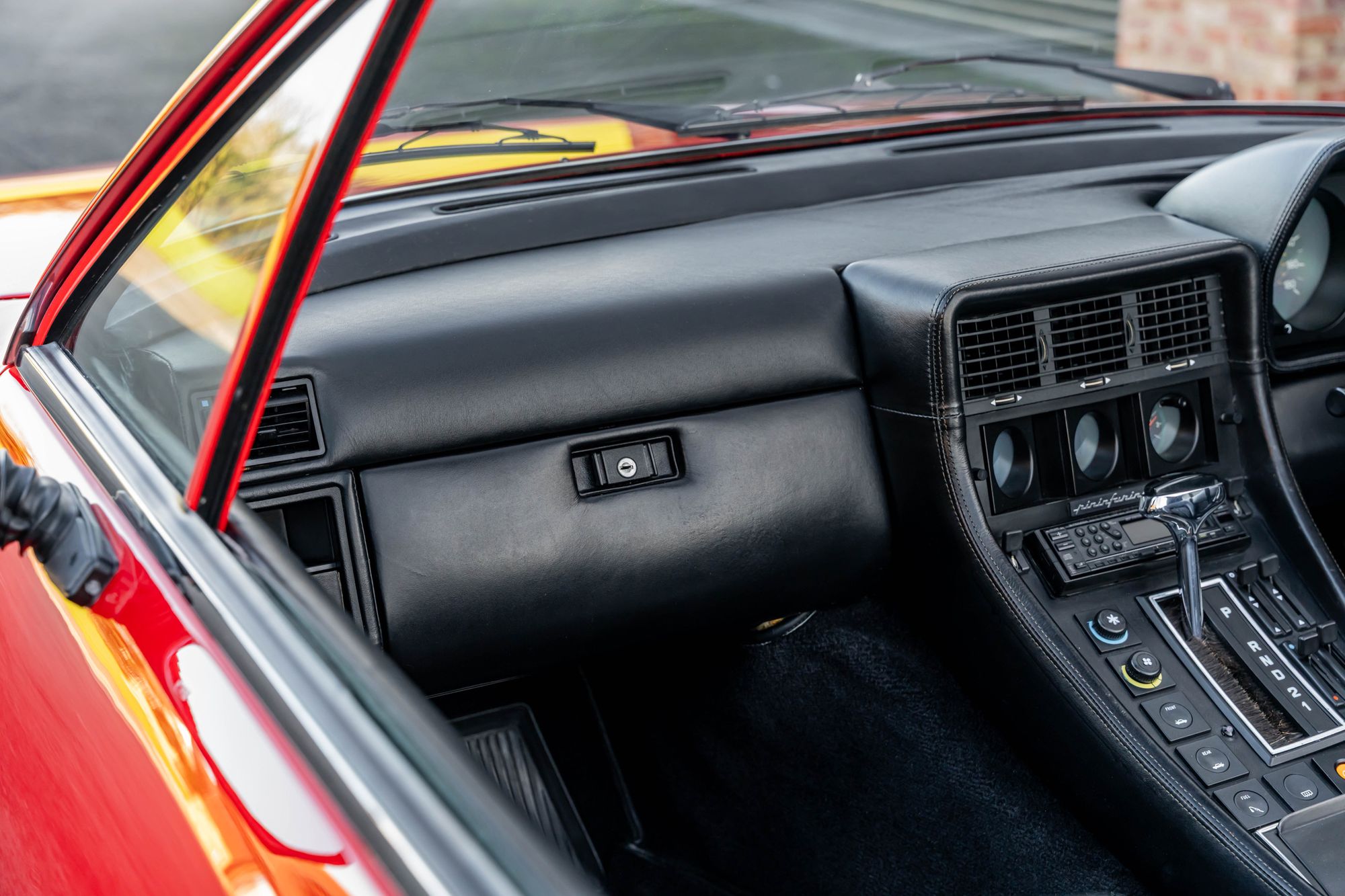 1983 Ferrari 400i Cabriolet - Ex Brunei