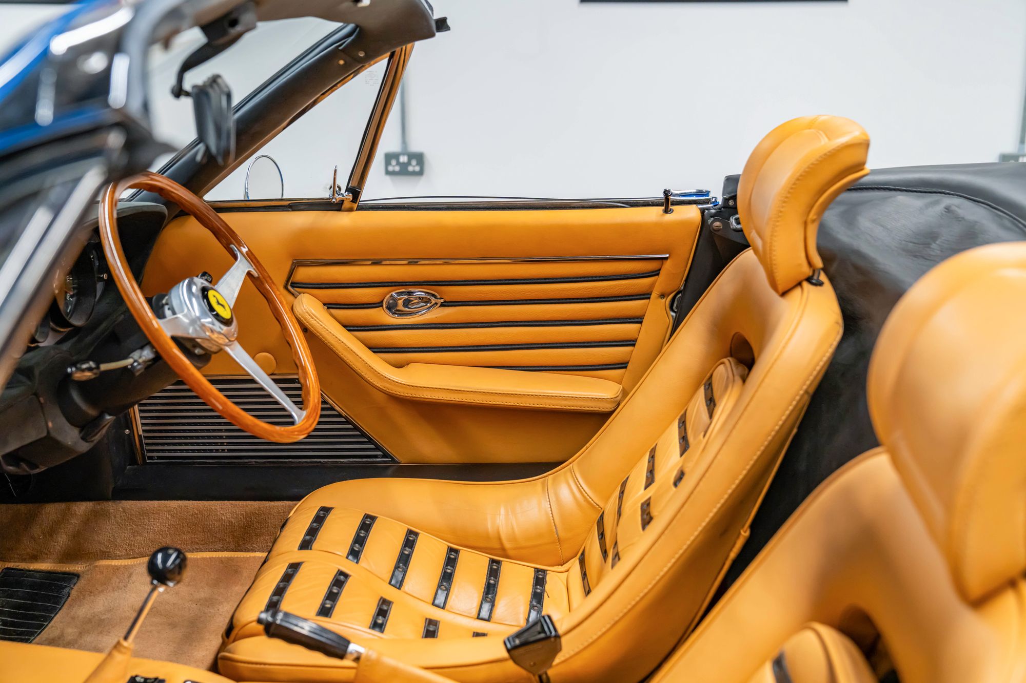 1973 Ferrari 365GTB/4 Spyder - Exceptional Moto Technique conversion