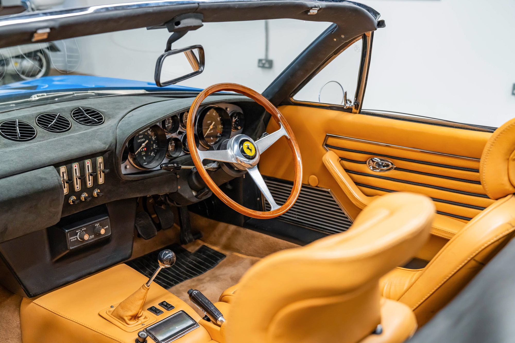 1973 Ferrari 365GTB/4 Spyder - Exceptional Moto Technique conversion