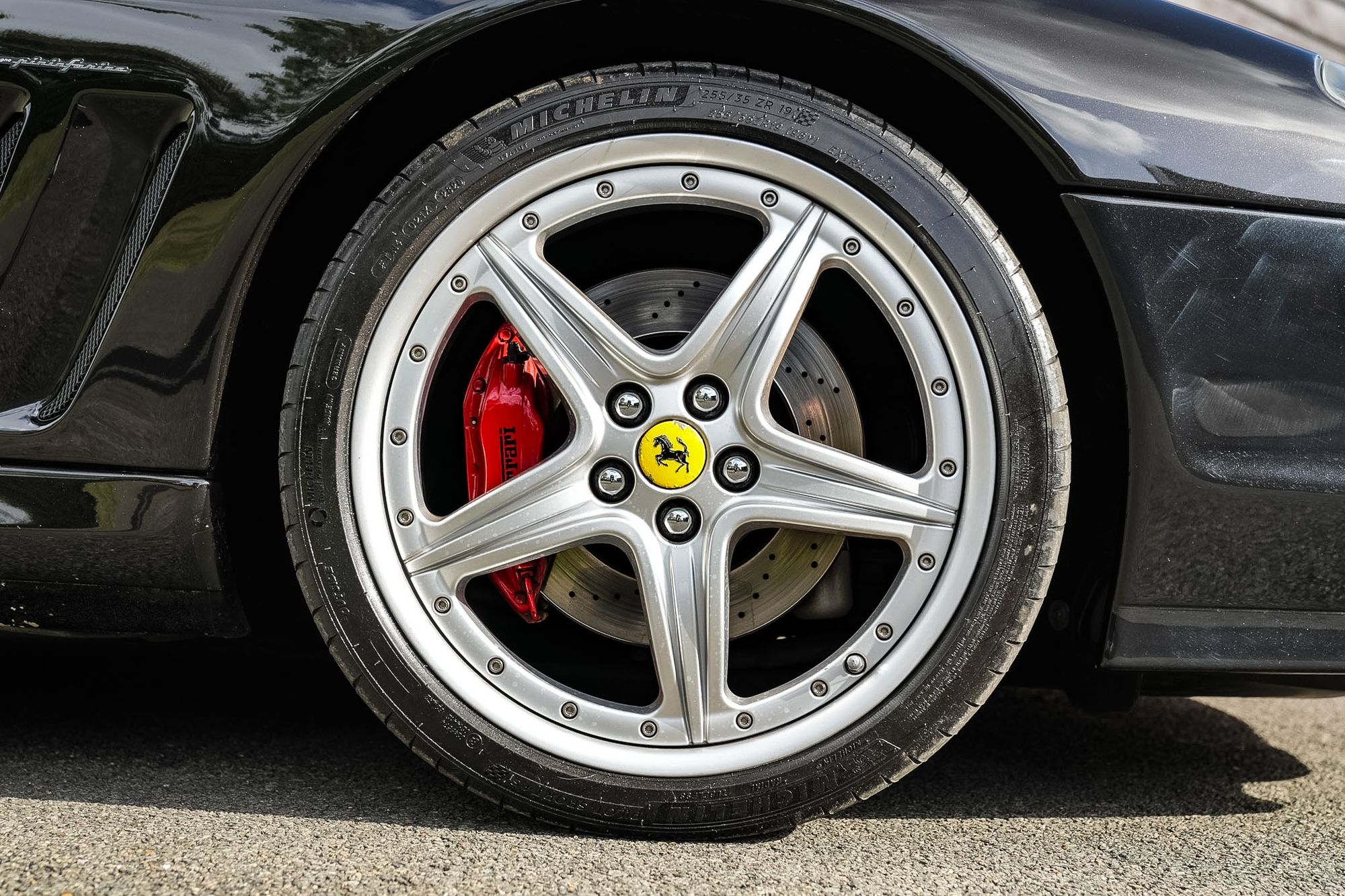 2005 Ferrari 575M Maranello - Fiorano Handling Pack example