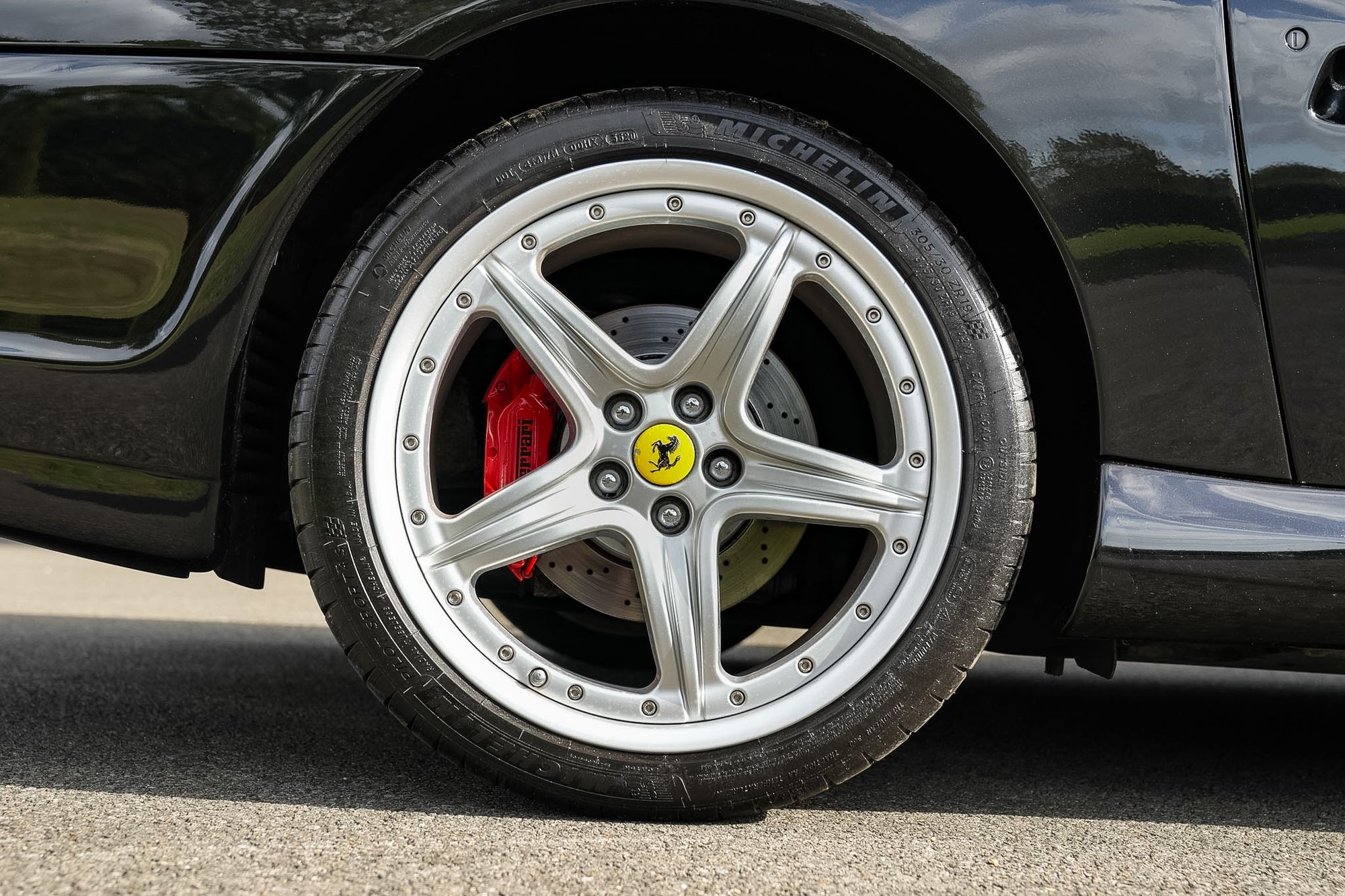 2005 Ferrari 575M Maranello - Fiorano Handling Pack example